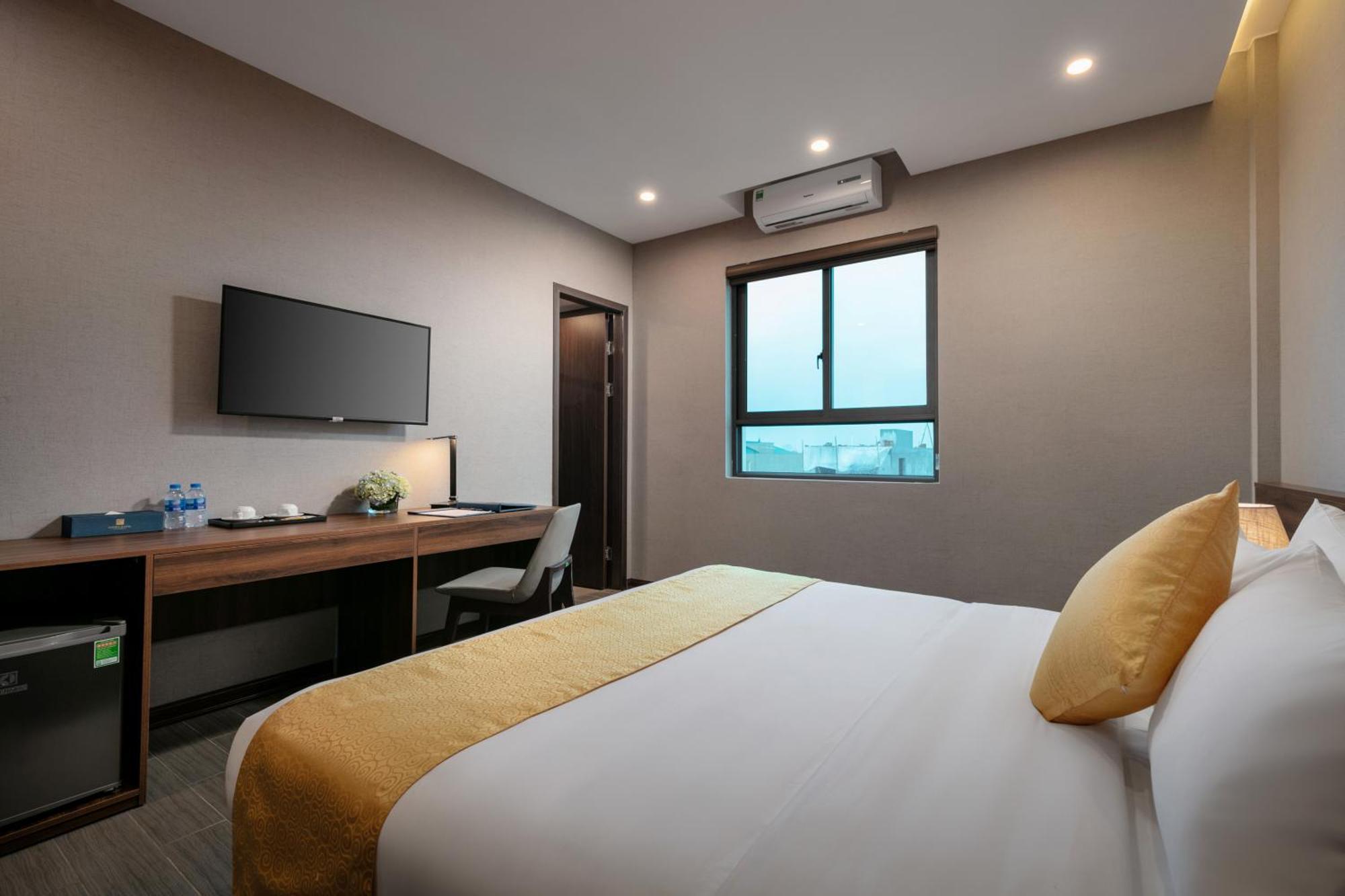Golden Season Hotel Ninh Binh Exterior photo